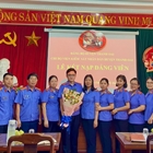Chi bộ Viện KSND huyện Thanh Oai tổ chức lễ kết nạp Đảng viên mới